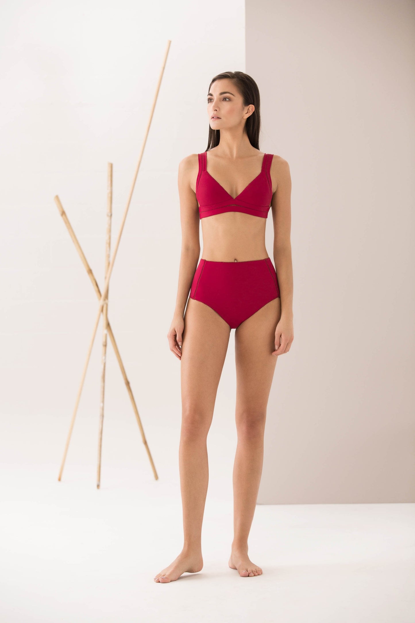 Claret Raised Bottom
