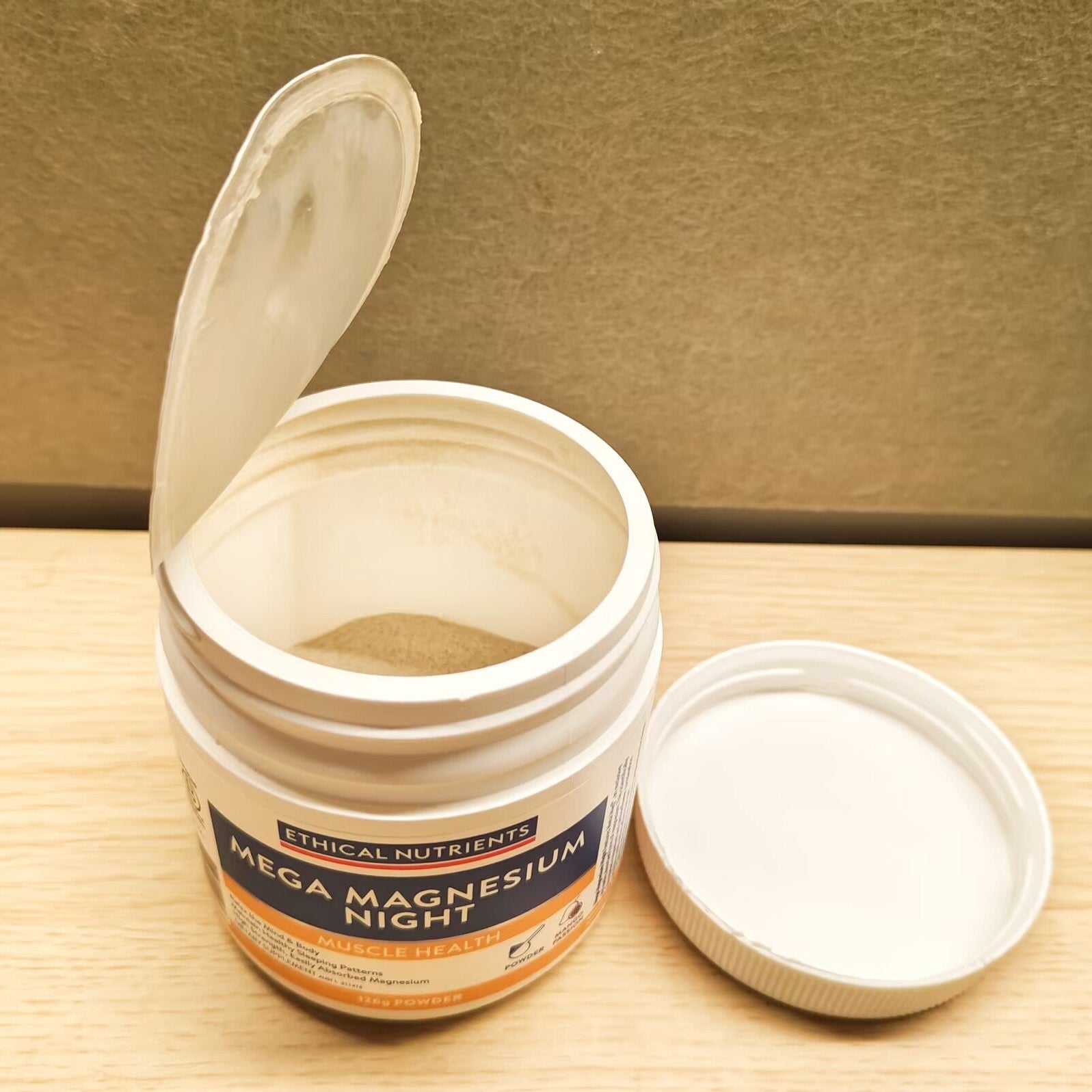 Nutricore Greens Superfood Powder real product image