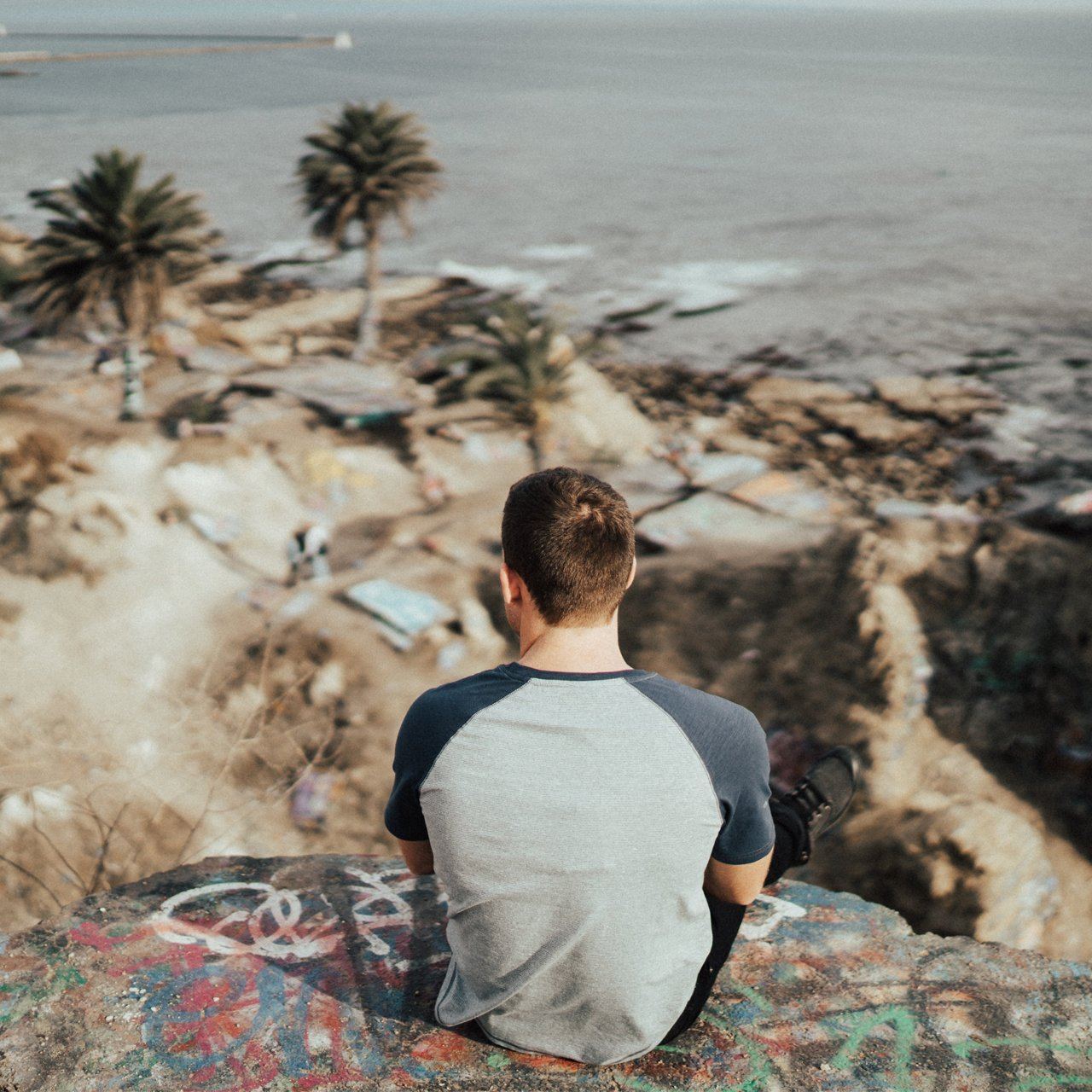 Curved Hem, Top - Josiah Curved Hem Raglan Tee